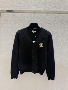 Knitwear in Black