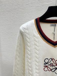 Knitwear in White