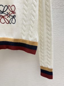 Knitwear in White