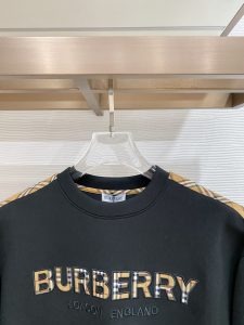 Burberry Hoodie in Black