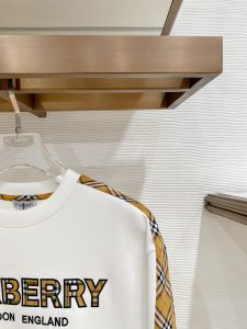 Burberry Hoodie in Black