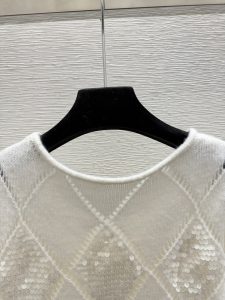 Knitwear in White