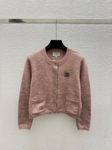 Knitwear in Grey