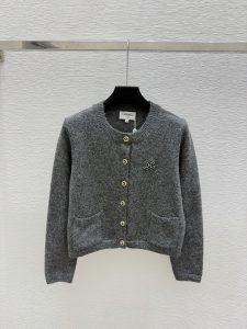 Knitwear in Grey