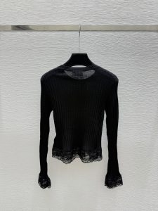 Knitwear in Black