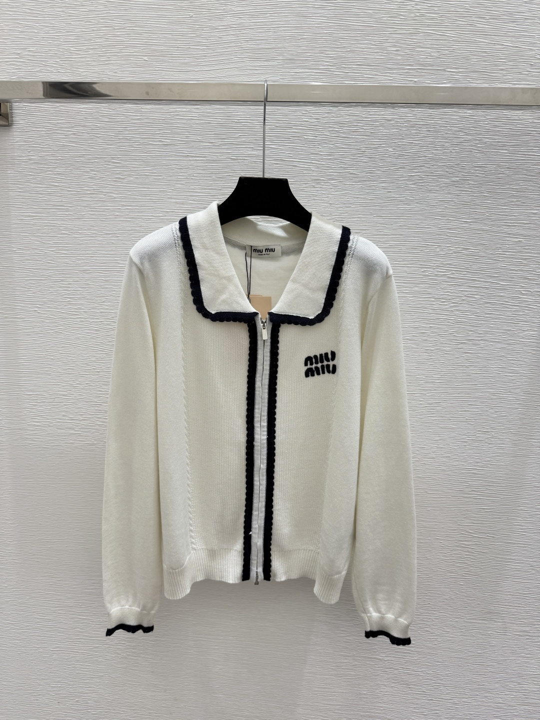 Knitwear in White