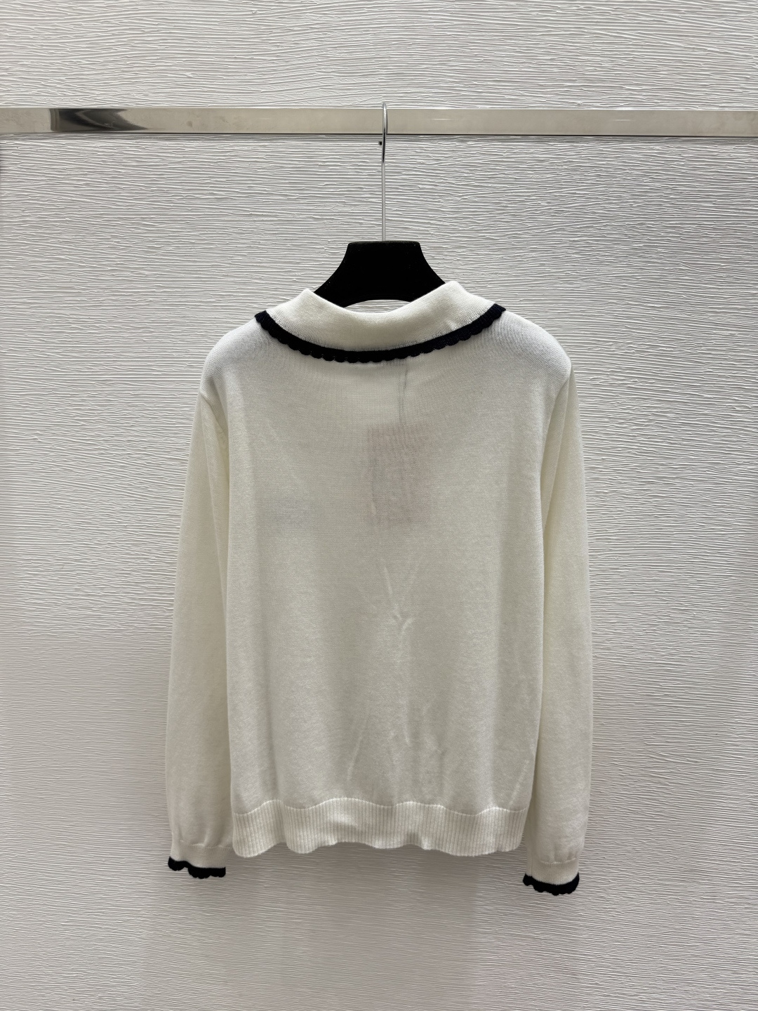 Knitwear in White