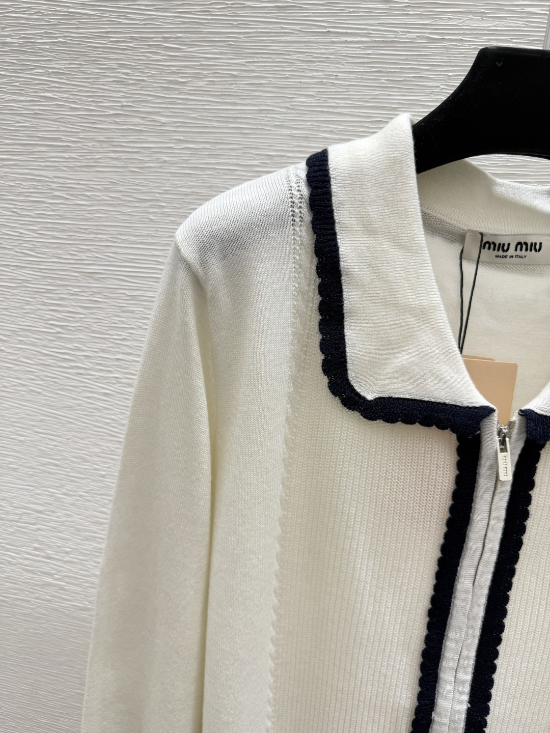 Knitwear in White