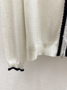Knitwear in White