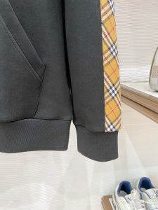 Burberry Hoodie in Black