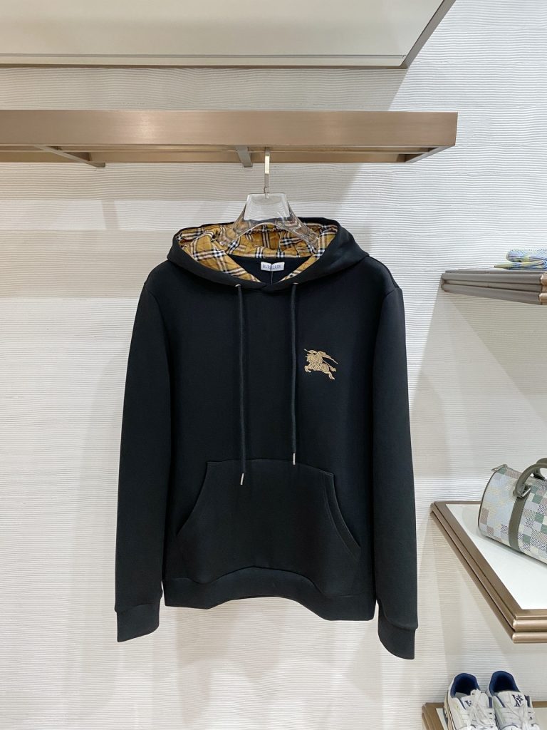 Burberry Hoodie in Black