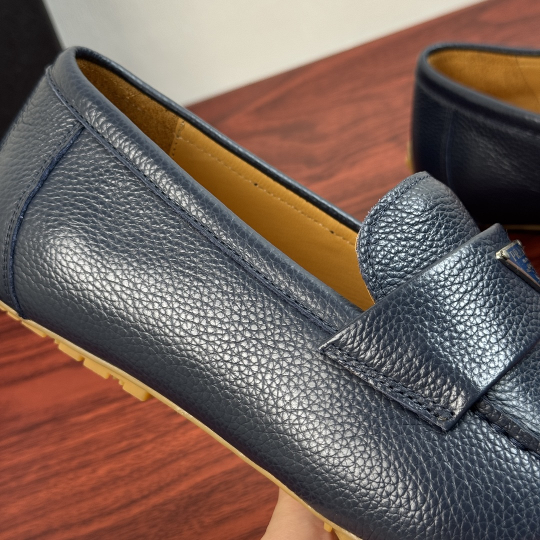 Prada Loafers in Blue