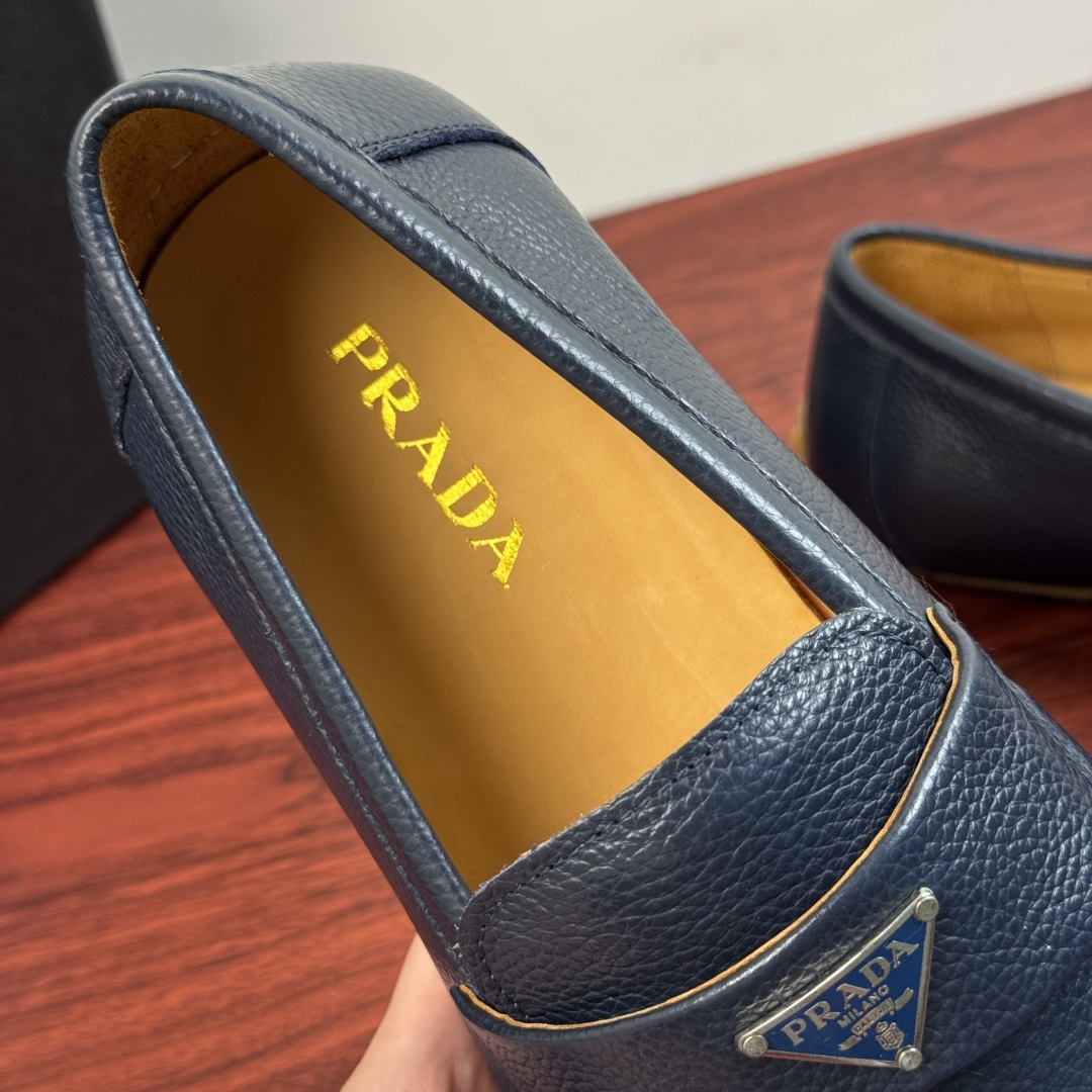 Prada Loafers in Blue