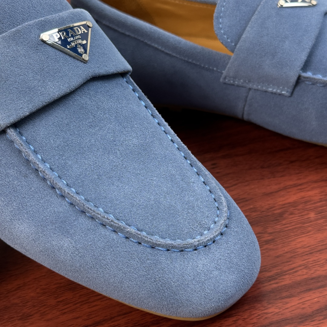 Prada Loafers in Blue