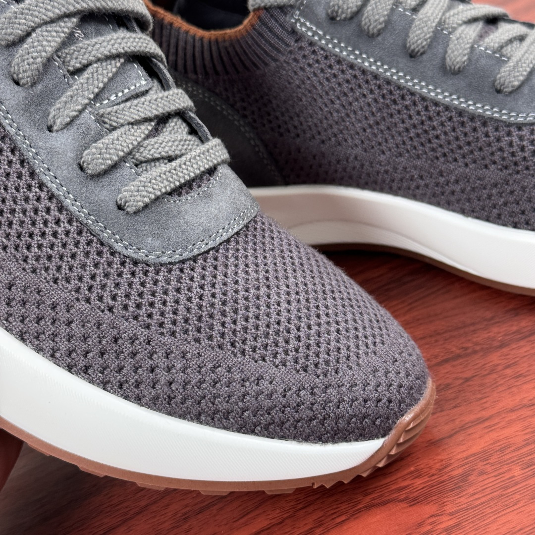 Shoes in Grey