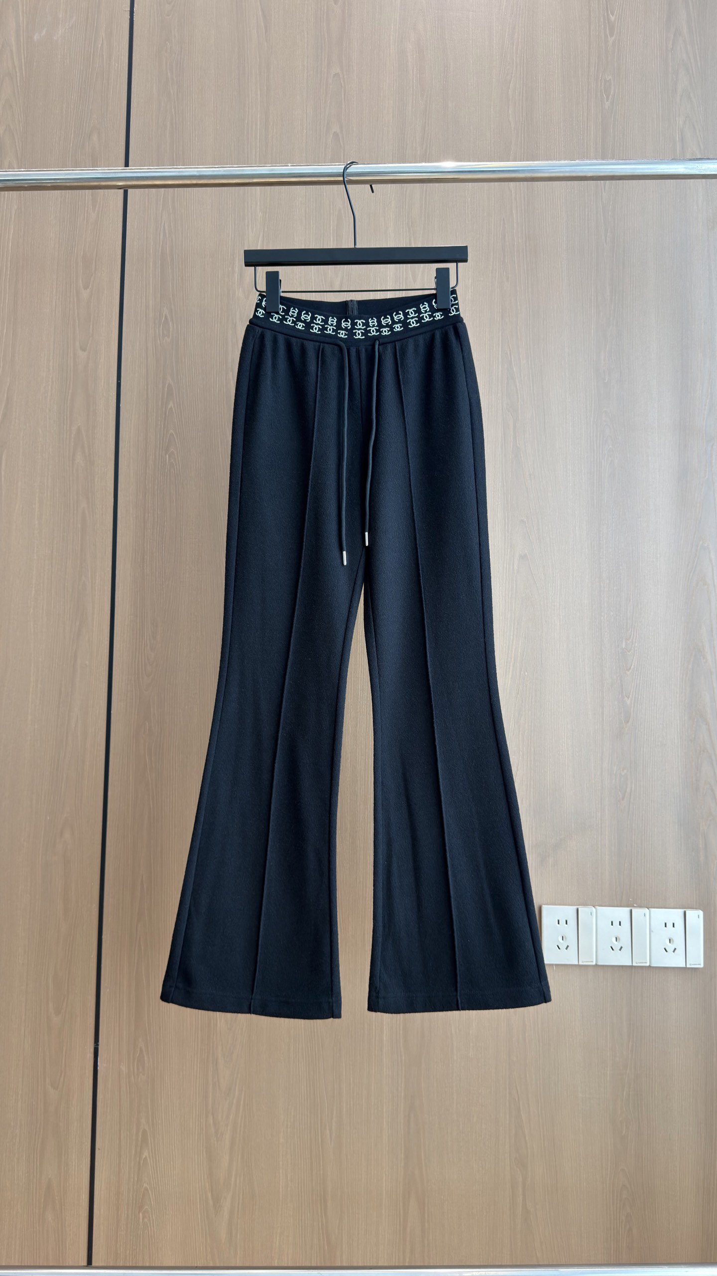 Pants in Black