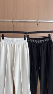 Pants in Black