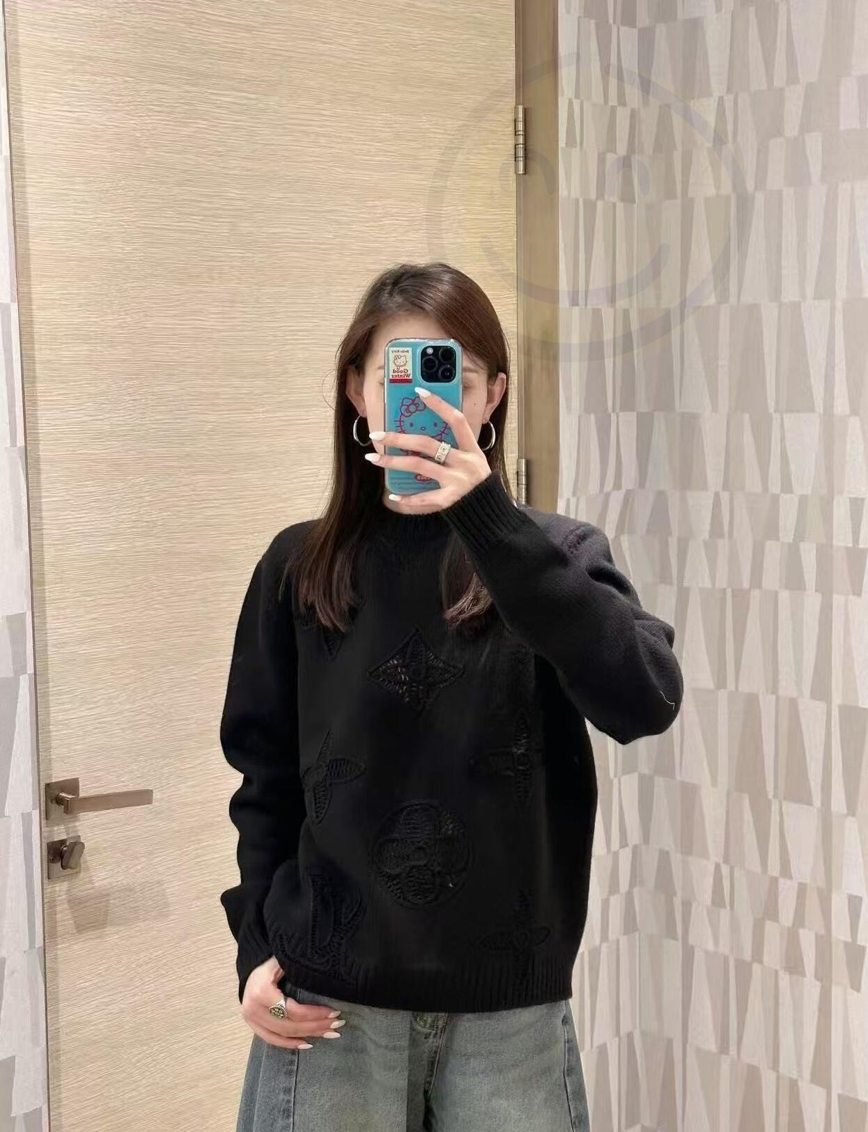 Louis Vuitton Knitwear in Black