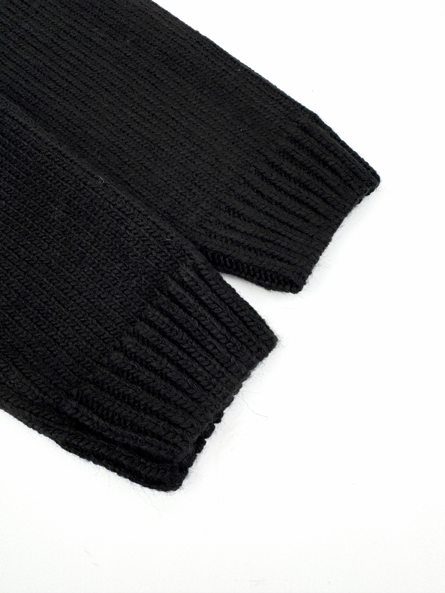 Louis Vuitton Knitwear in Black