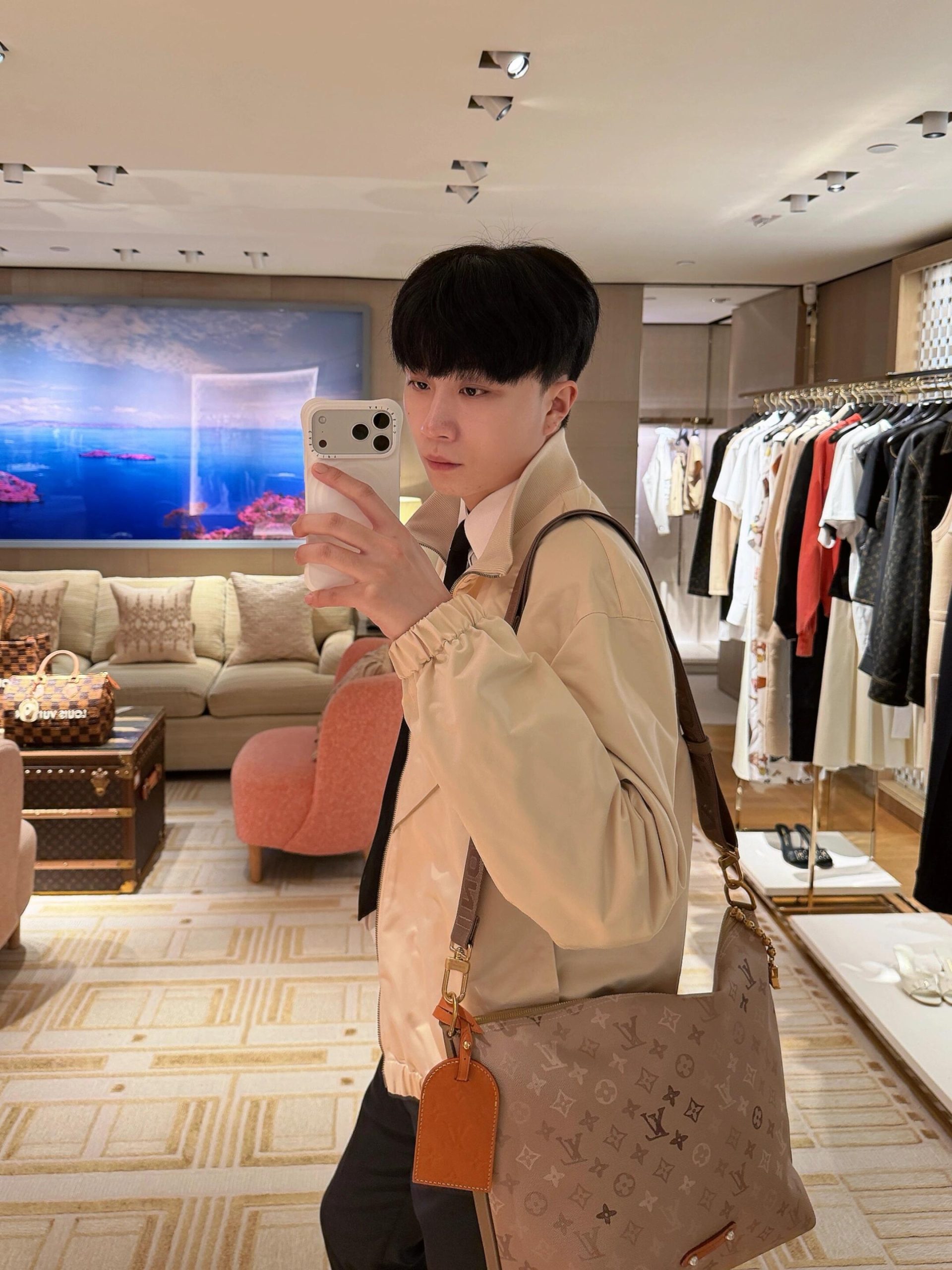 Louis Vuitton Outerwear 25500