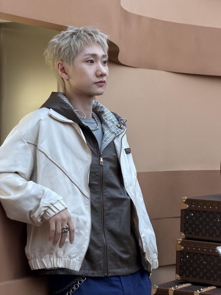Louis Vuitton Outerwear 25500