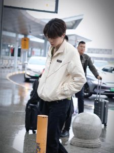 Louis Vuitton Outerwear 25500