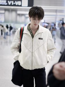 Louis Vuitton Outerwear 25500