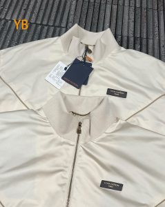 Louis Vuitton Outerwear 25500