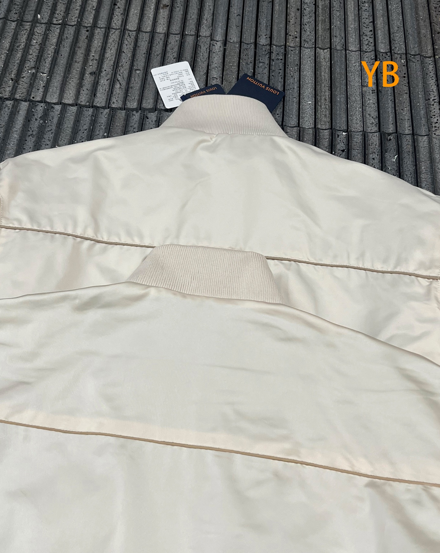 Louis Vuitton Outerwear 25500
