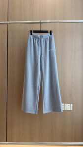 Pants in Grey