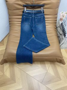 Pants in Denim
