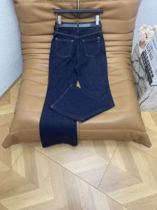 Pants in Denim