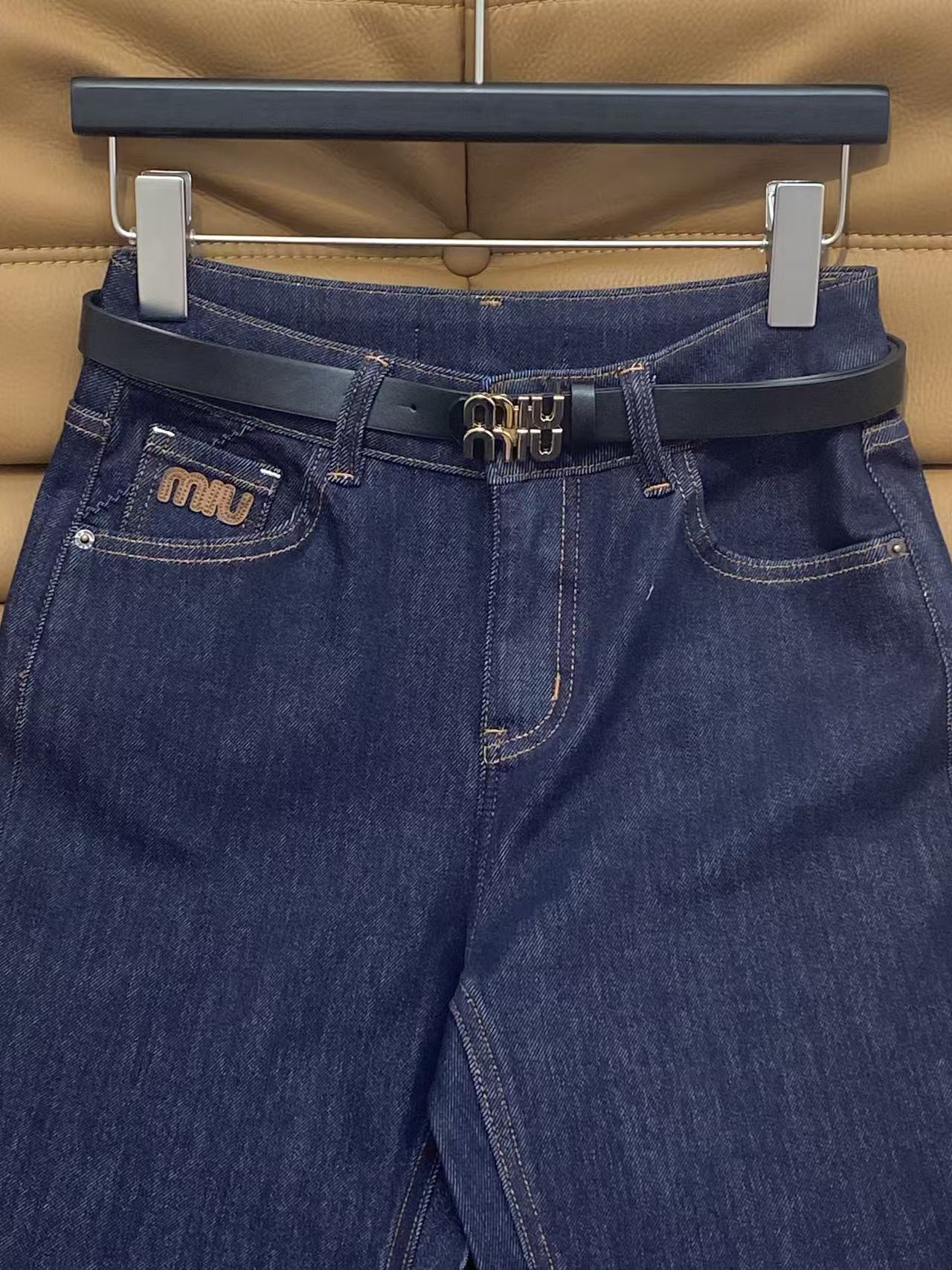 Pants in Denim