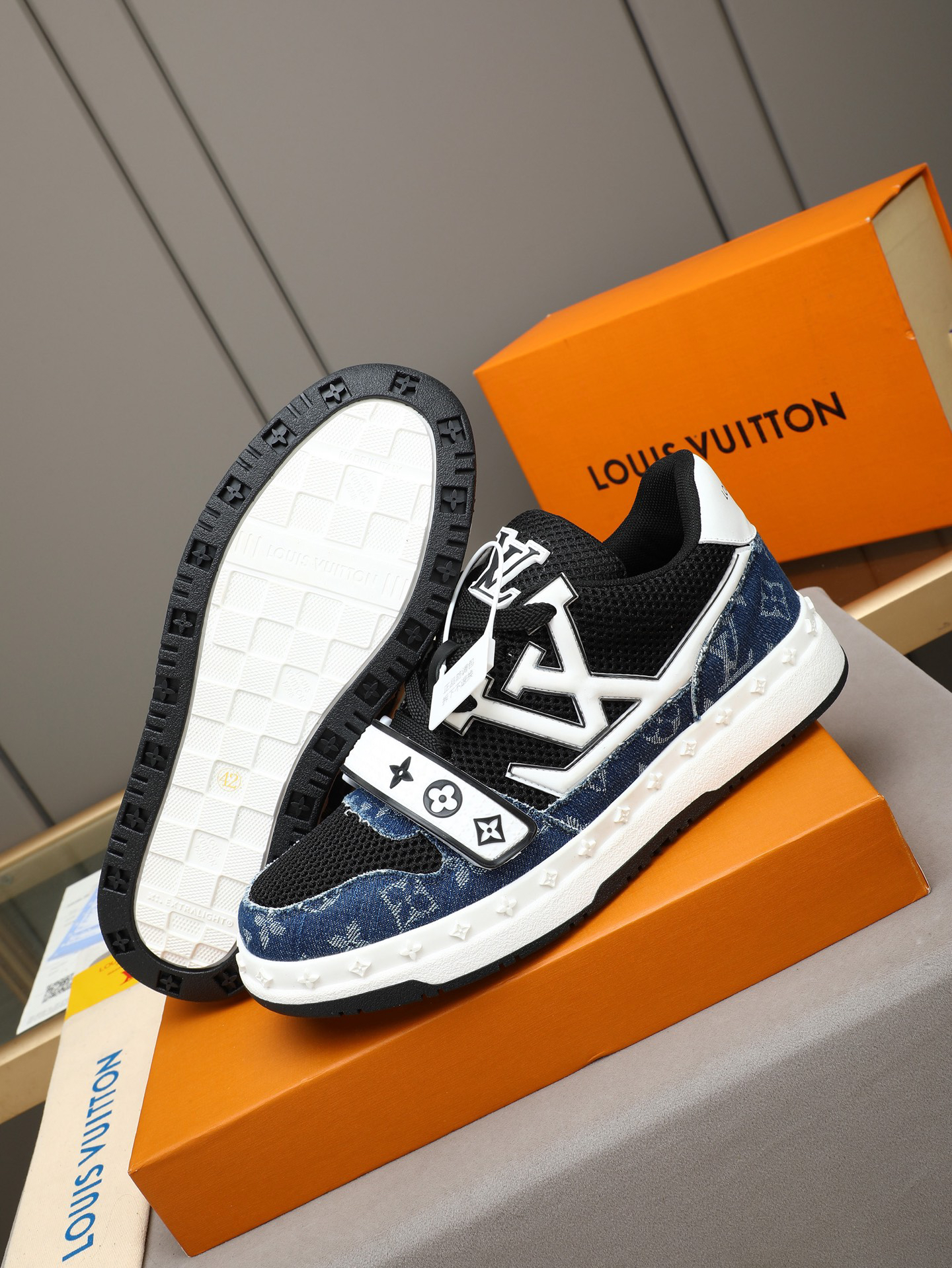 Louis Vuitton Shoes in Denim