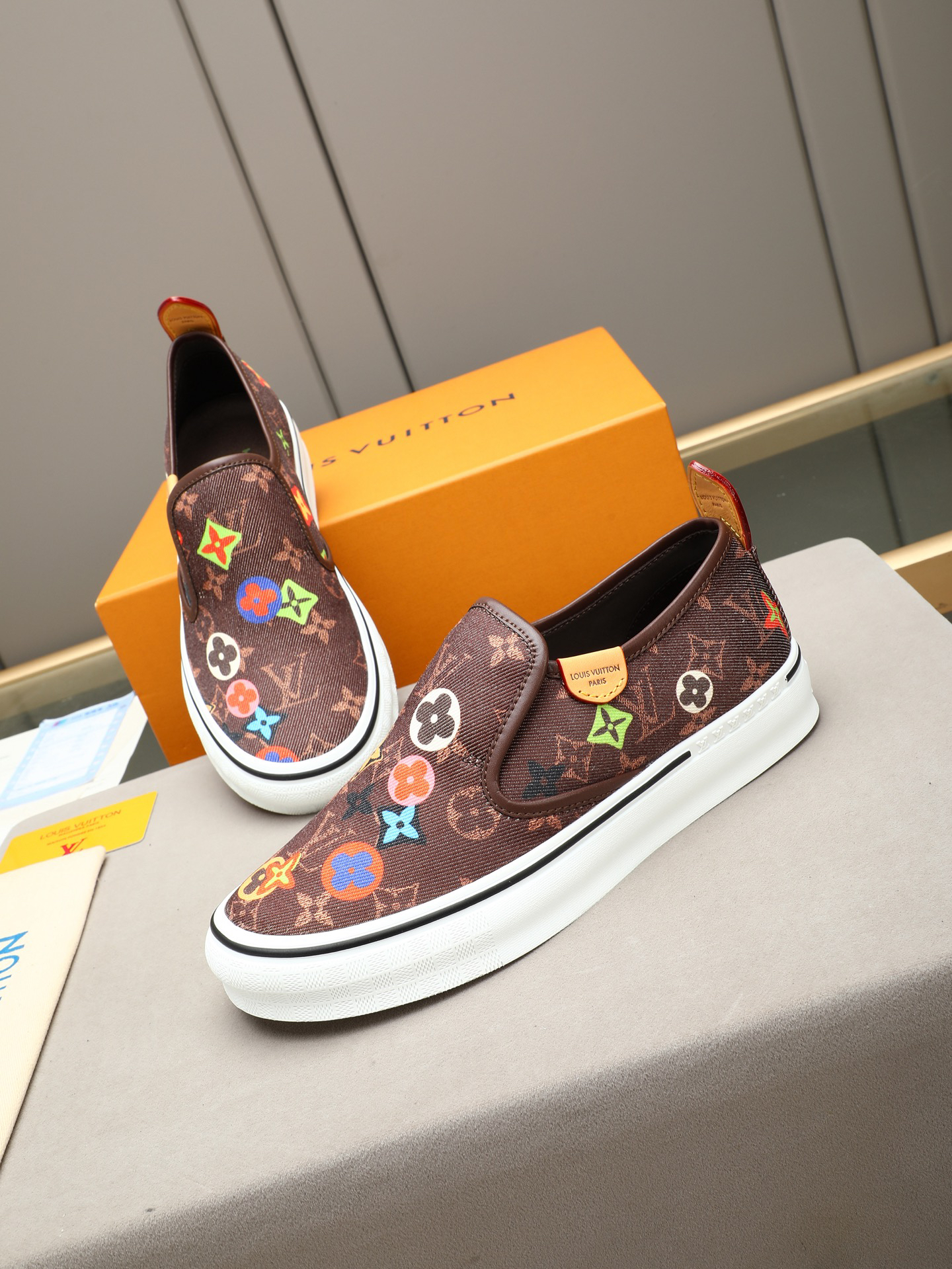Sneakers