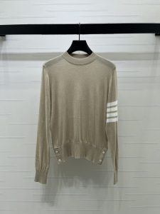 Knitwear in Brown