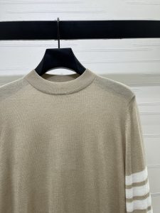 Knitwear in Brown