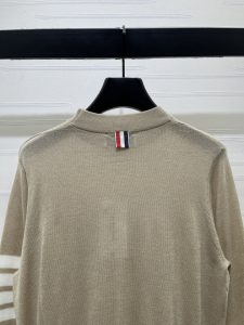 Knitwear in Brown