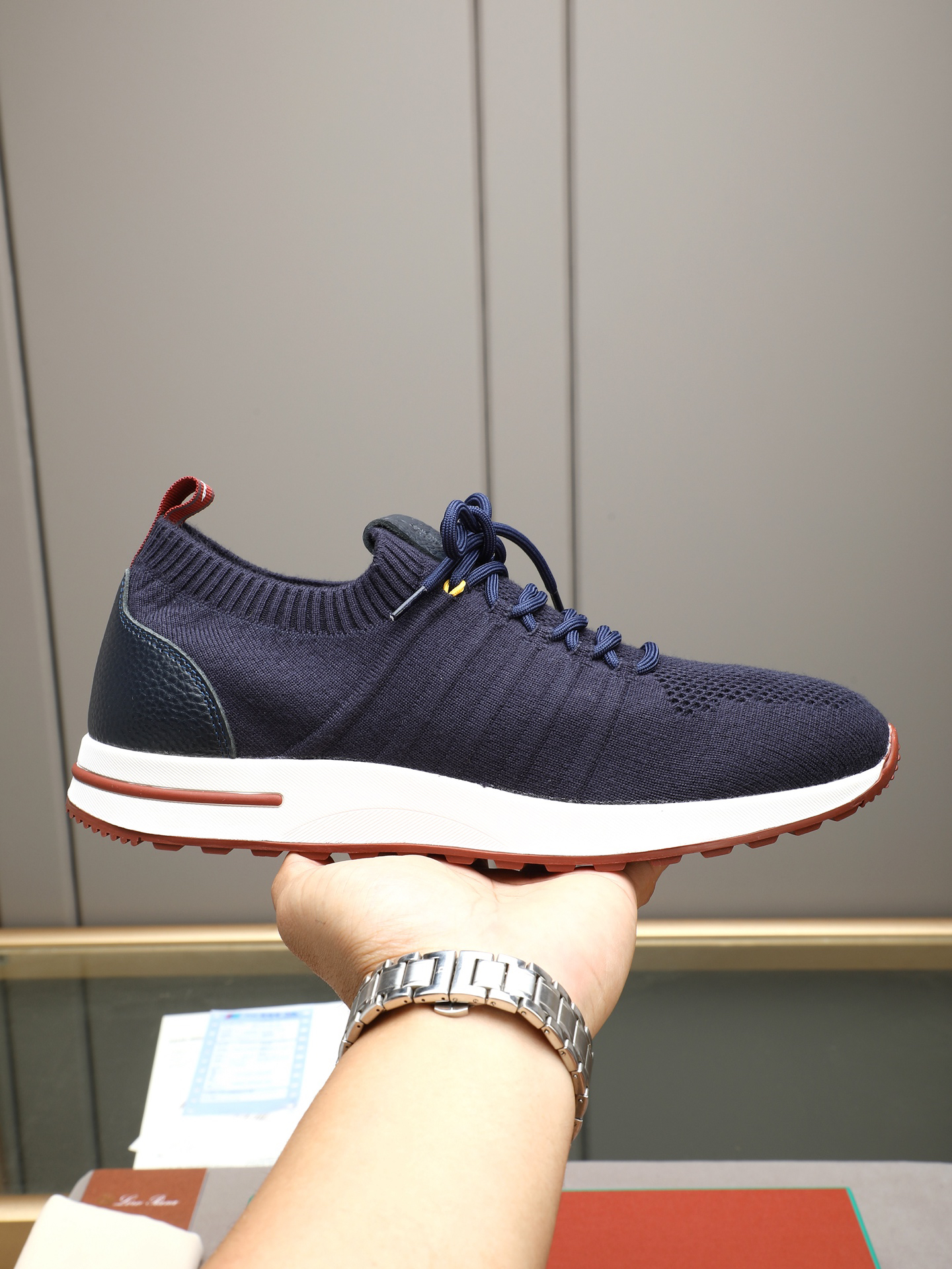 Sneakers