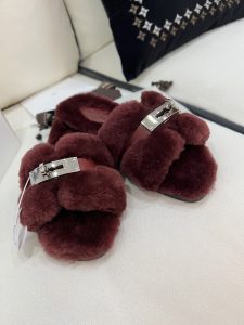 Hermes Sneakers