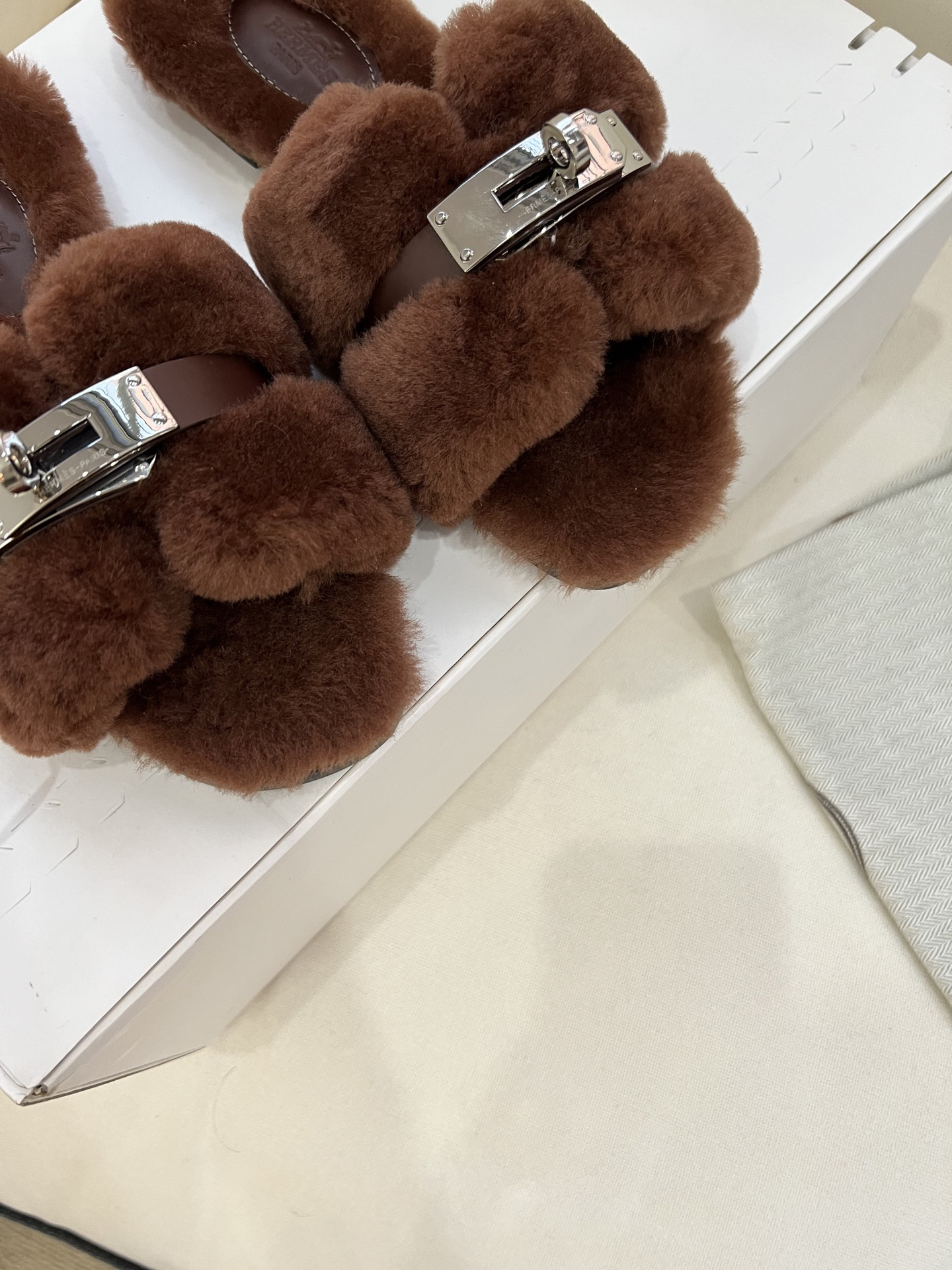 Hermes Sneakers