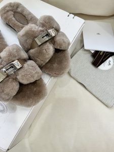 Hermes Sneakers