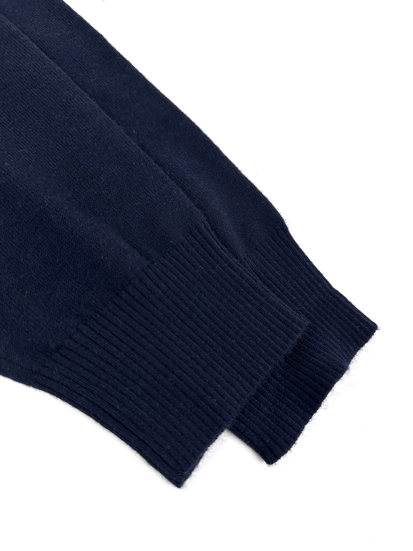 Miu Miu Knitwear AA1004