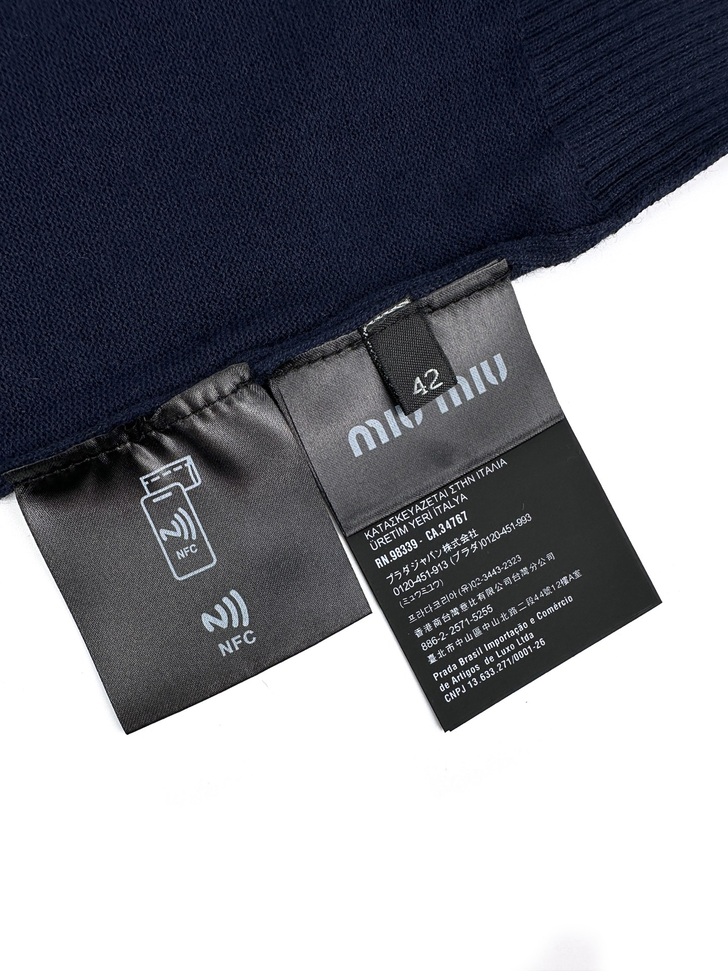 Miu Miu Knitwear AA1004