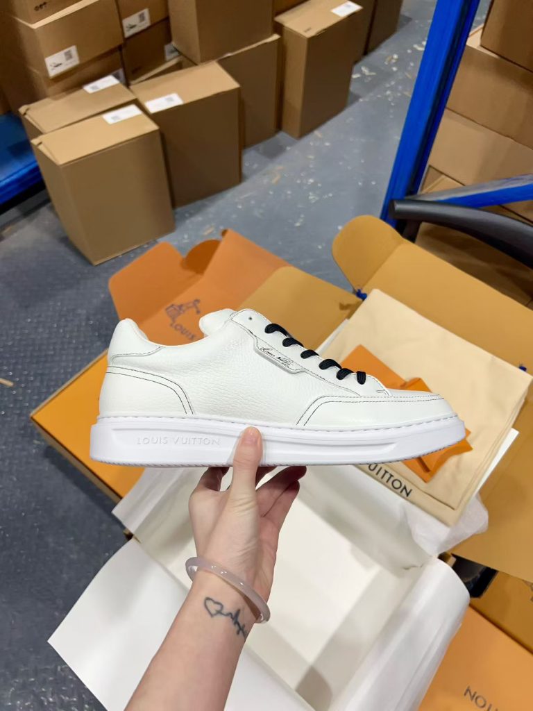 Louis Vuitton Sneakers