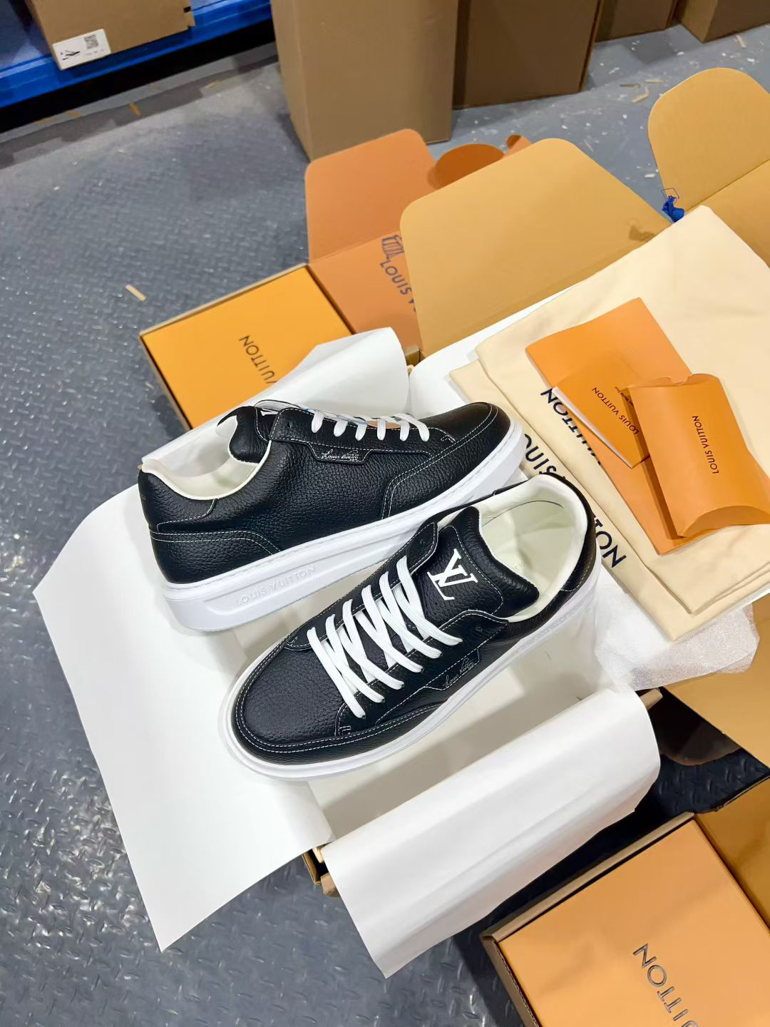 Louis Vuitton Sneakers