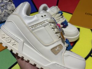 Louis Vuitton Sneakers in Denim