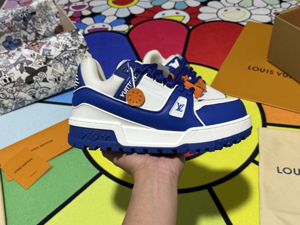 Louis Vuitton Sneakers in Denim