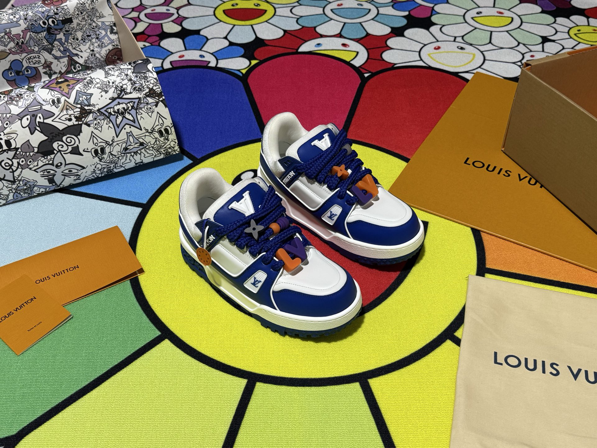 Louis Vuitton Sneakers in Denim
