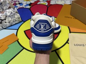 Louis Vuitton Sneakers in Denim